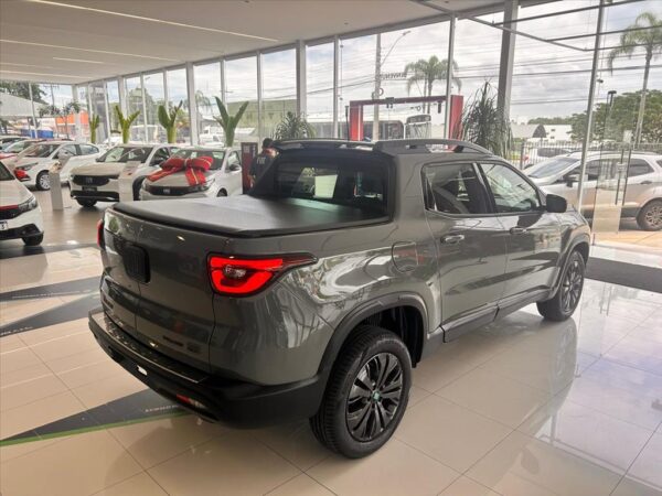 FIAT TORO 1.3 TURBO 270 FLEX VOLCANO AT6 2024/2025