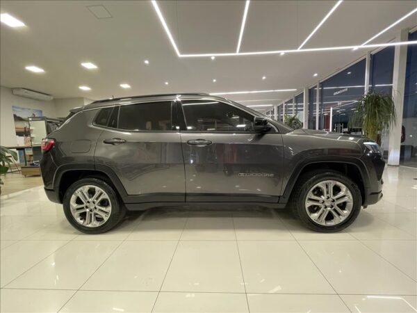 JEEP COMPASS 1.3 T270 TURBO FLEX LONGITUDE AT6 2021/2022